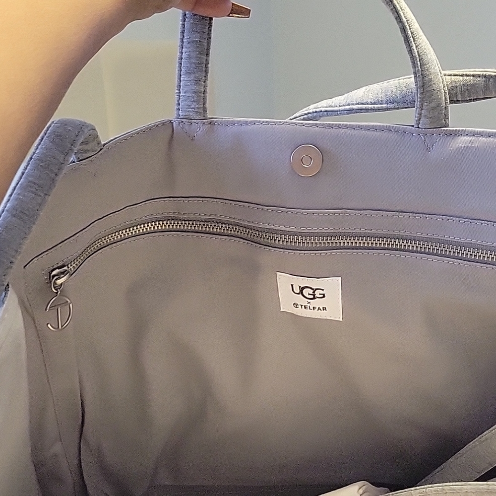 Telfar x ugg shopper tote - Picture 4 of 7